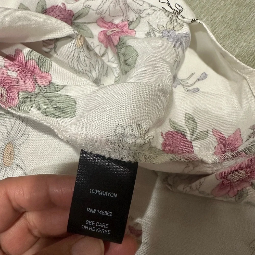 Torrid White Floral Smocked Top - Picture 3 of 5
